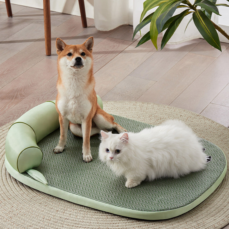 Cool Feeling Dog Mat Four Seasons Universal
